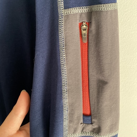 A pair of TWO LL Bean Adult Men’s L Long Sleeve Quarter Zip Pullover 1/4 - Picture 4 of 8